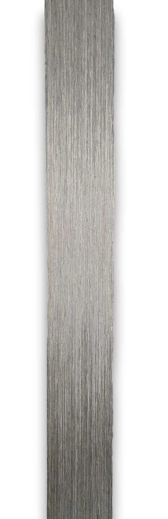 Langwerpig grijs designfineer vel 205 x 17 cm met door-en-door geverfde afwerking, ideaal voor renovatie of kunstprojecten.