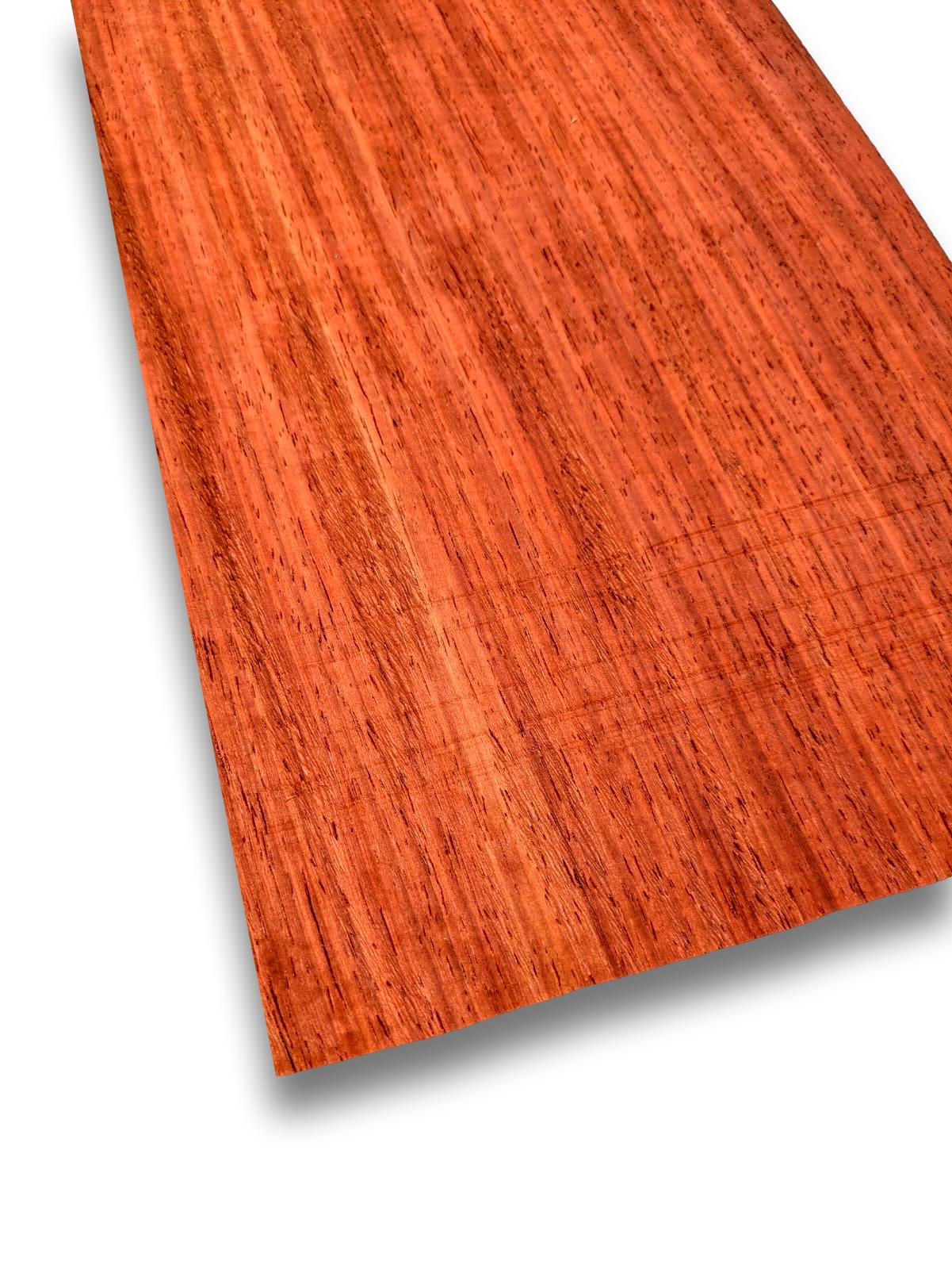 Placage de Padouk | 214x24 cm