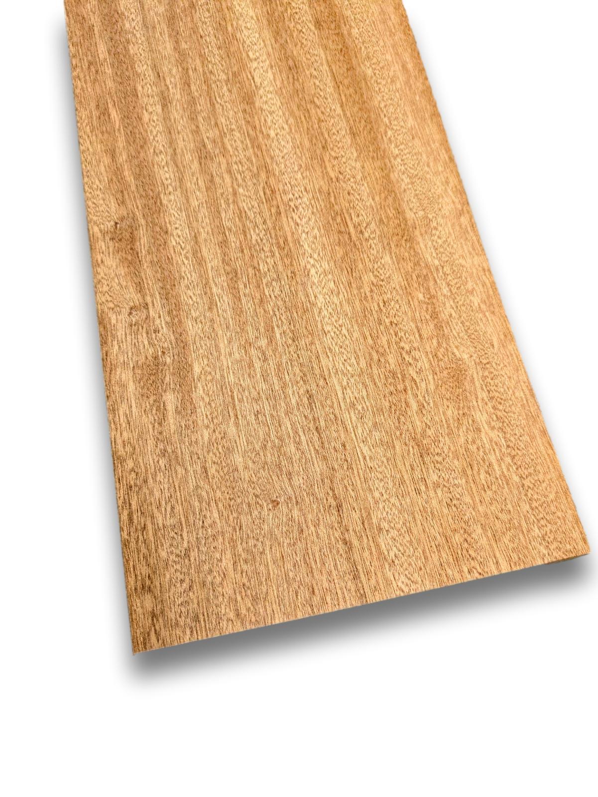 Placage d'acajou | 53x17 cm