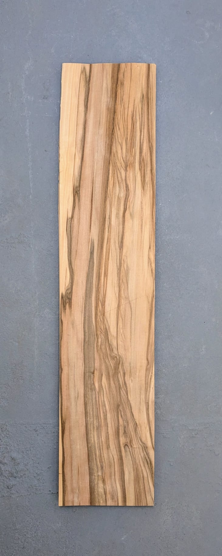 Placage de Noyer satiné (Red gum) | 80x16 cm